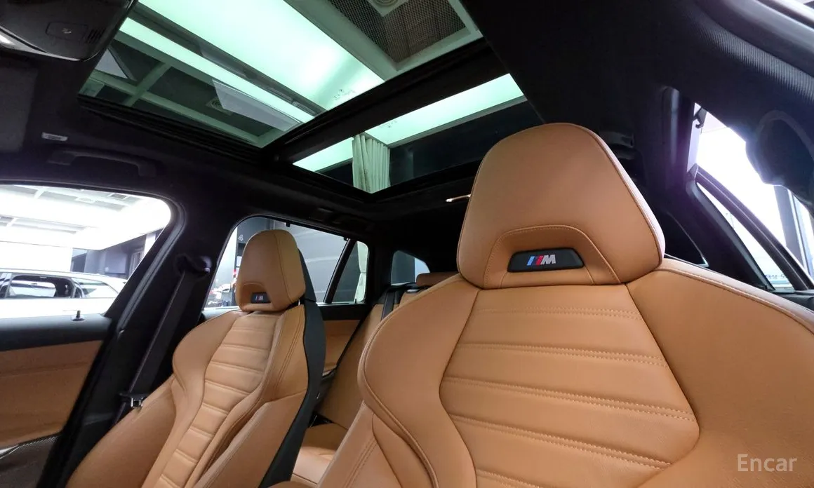 Photo 19 - BMW 3 Series