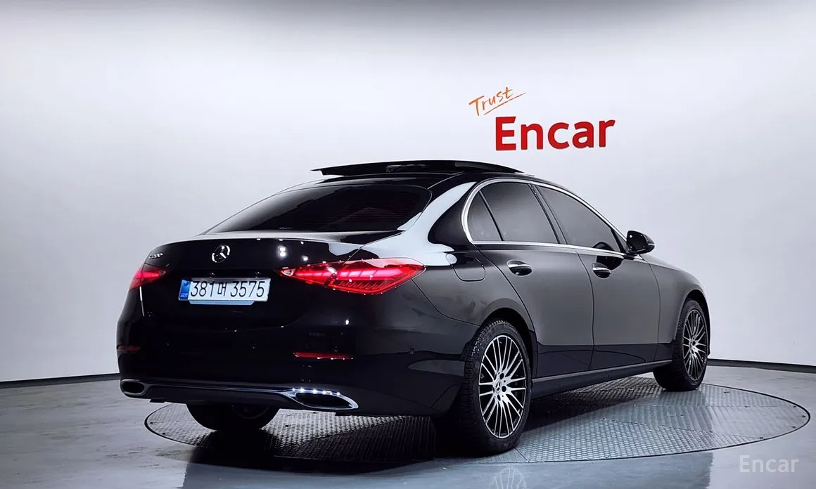 Фото 2 - Mercedes-Benz C-Class