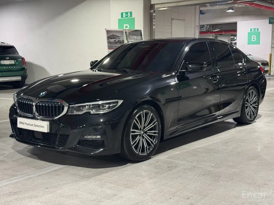 Photo 1 - BMW 3 Series