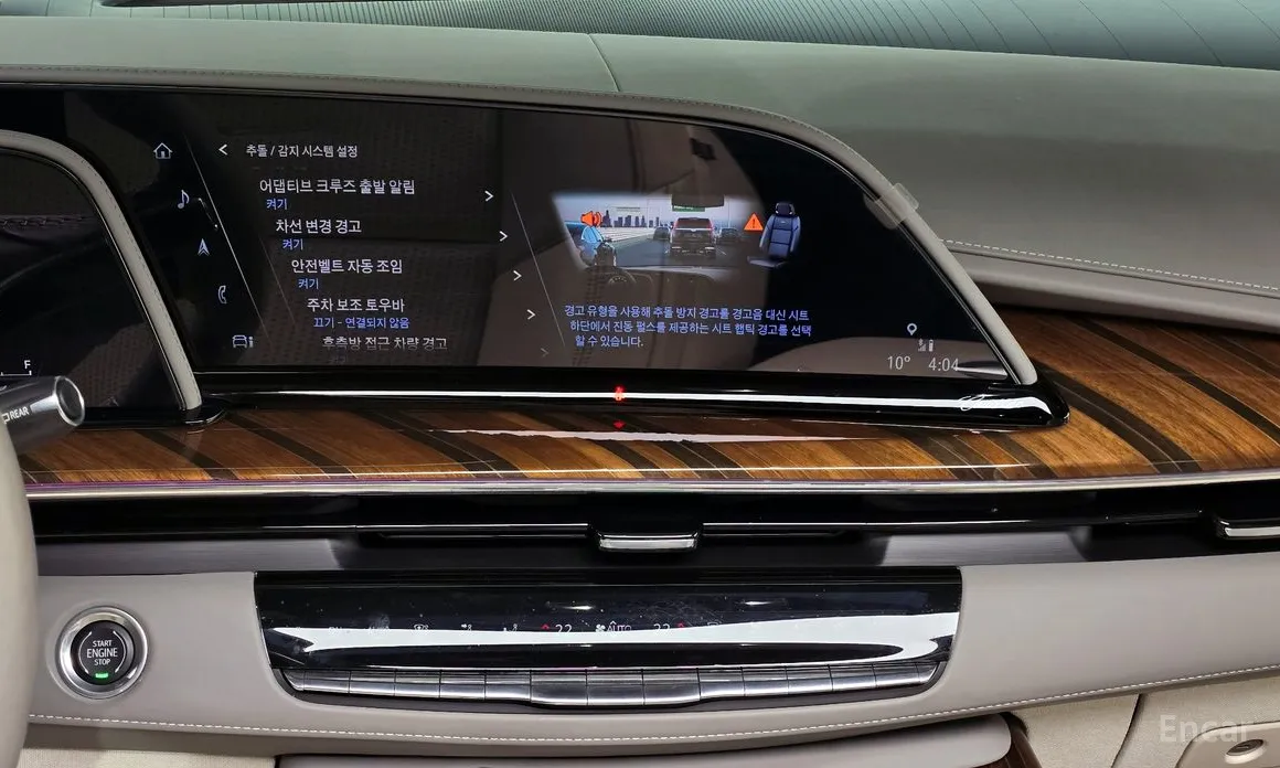 Фото 16 - Cadillac Escalade