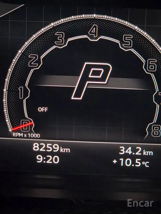 Фото 2 - Lamborghini Urus