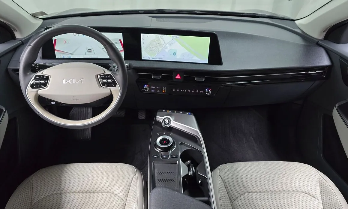 Фото 7 - Kia EV6