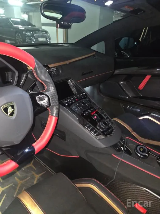 Фото 15 - Lamborghini Aventador