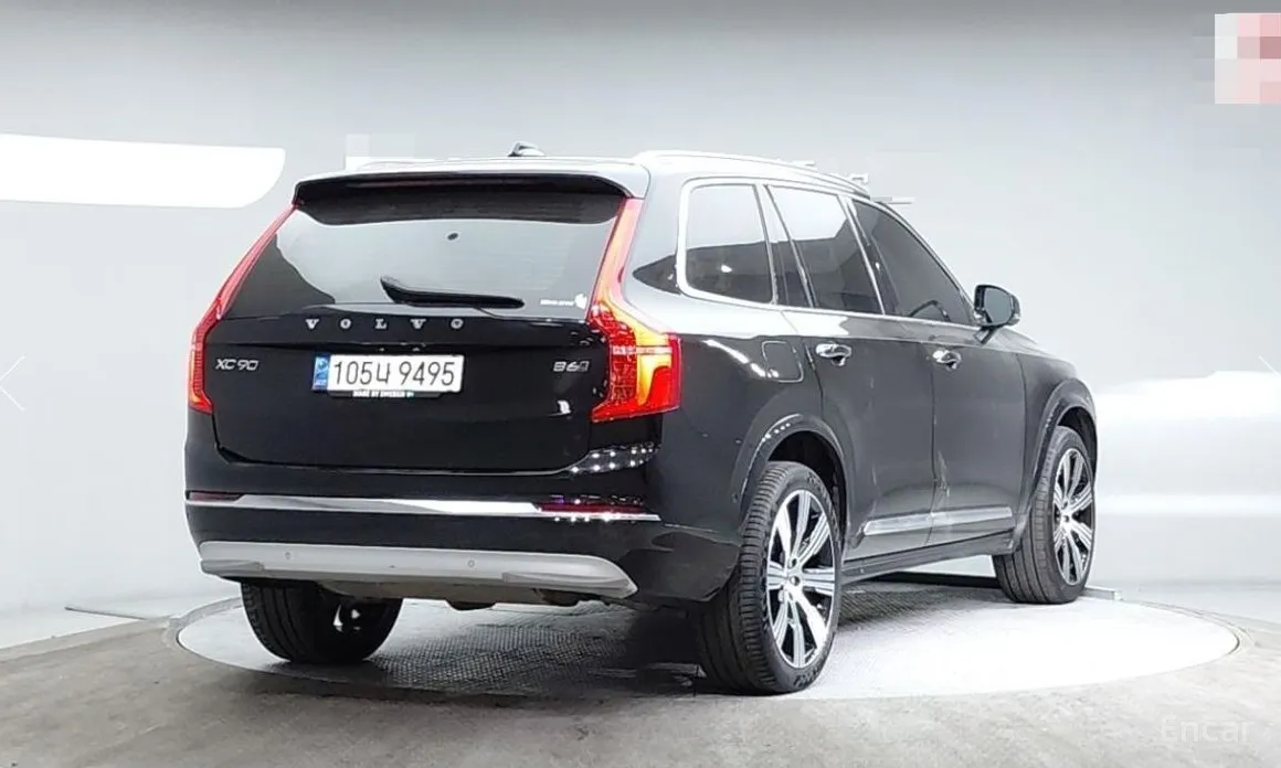 Фото 2 - Volvo XC90