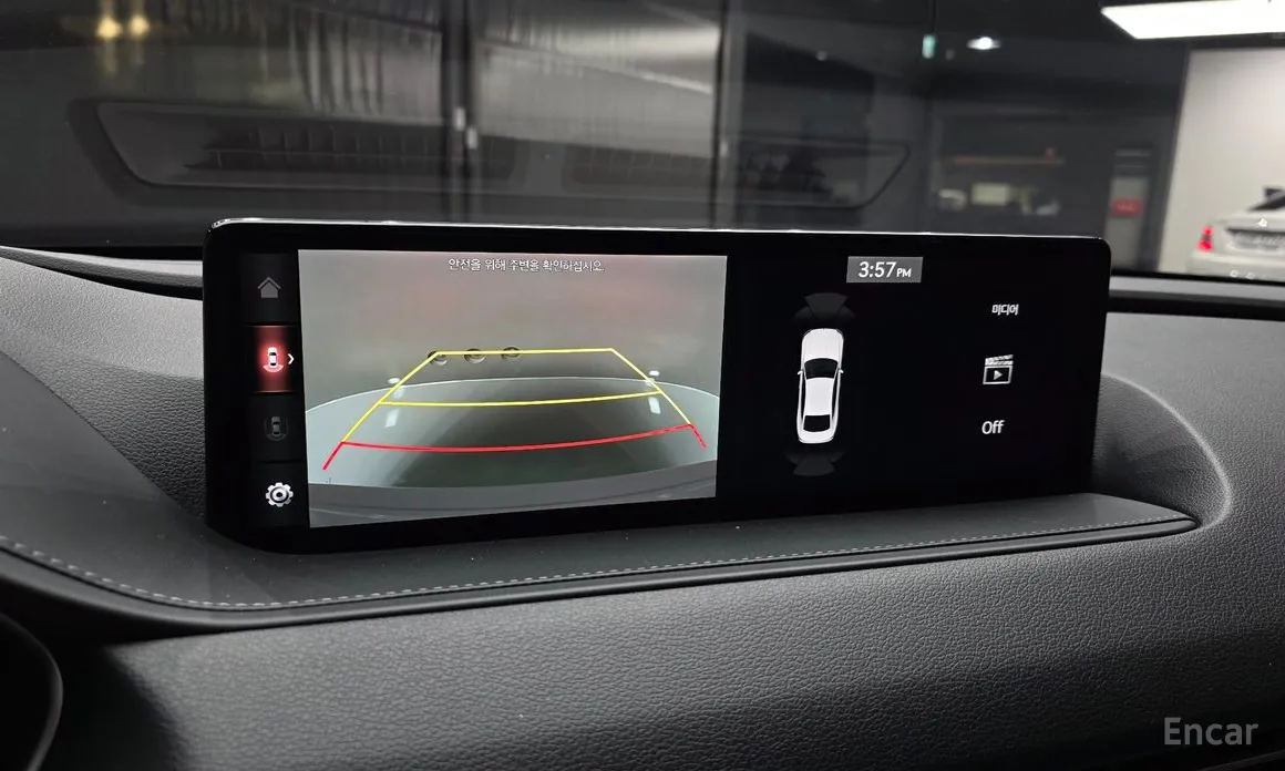 Фото 15 - Genesis G80