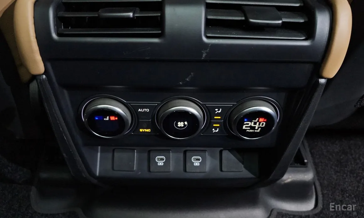 Фото 18 - Land Rover Defender