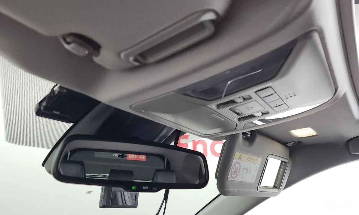 Фото 17 - Toyota RAV4