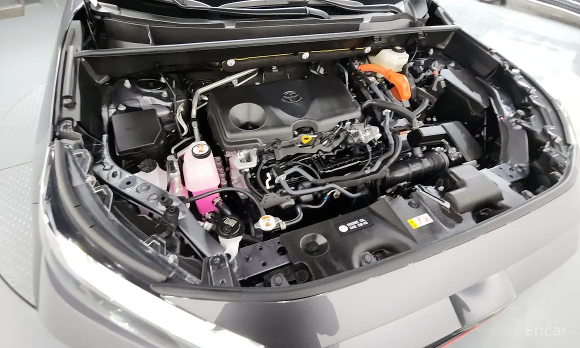 Фото 6 - Toyota RAV4