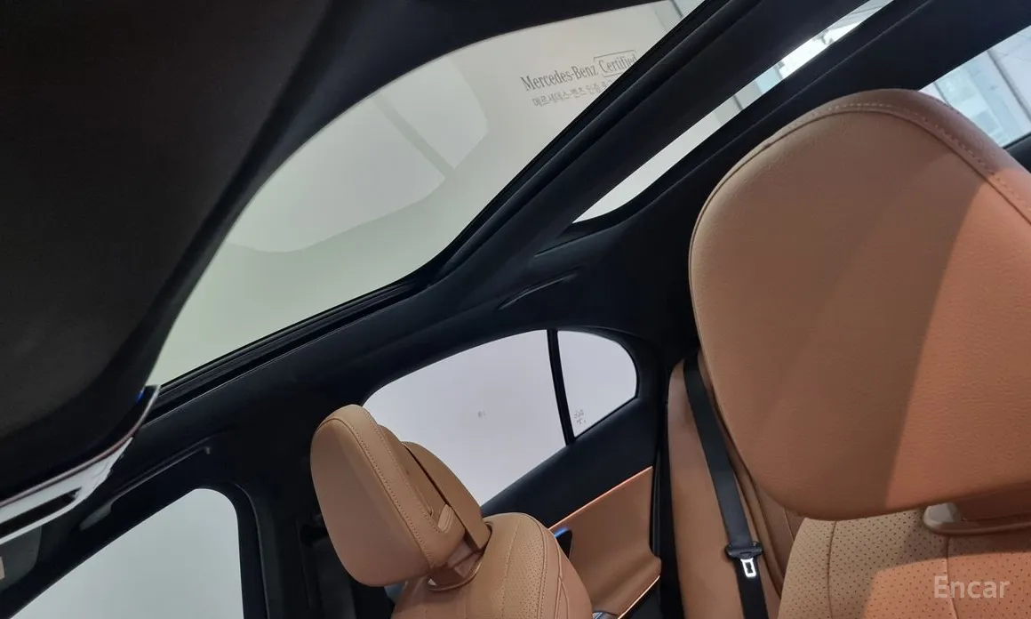 Фото 14 - Mercedes-Benz E-Class