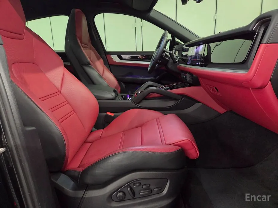 Фото 7 - Porsche Cayenne