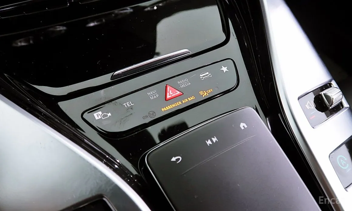 Фото 13 - Mercedes-Benz AMG GT