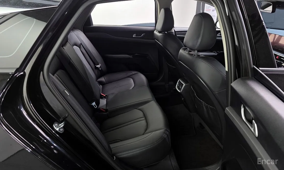 Фото 20 - Kia K5