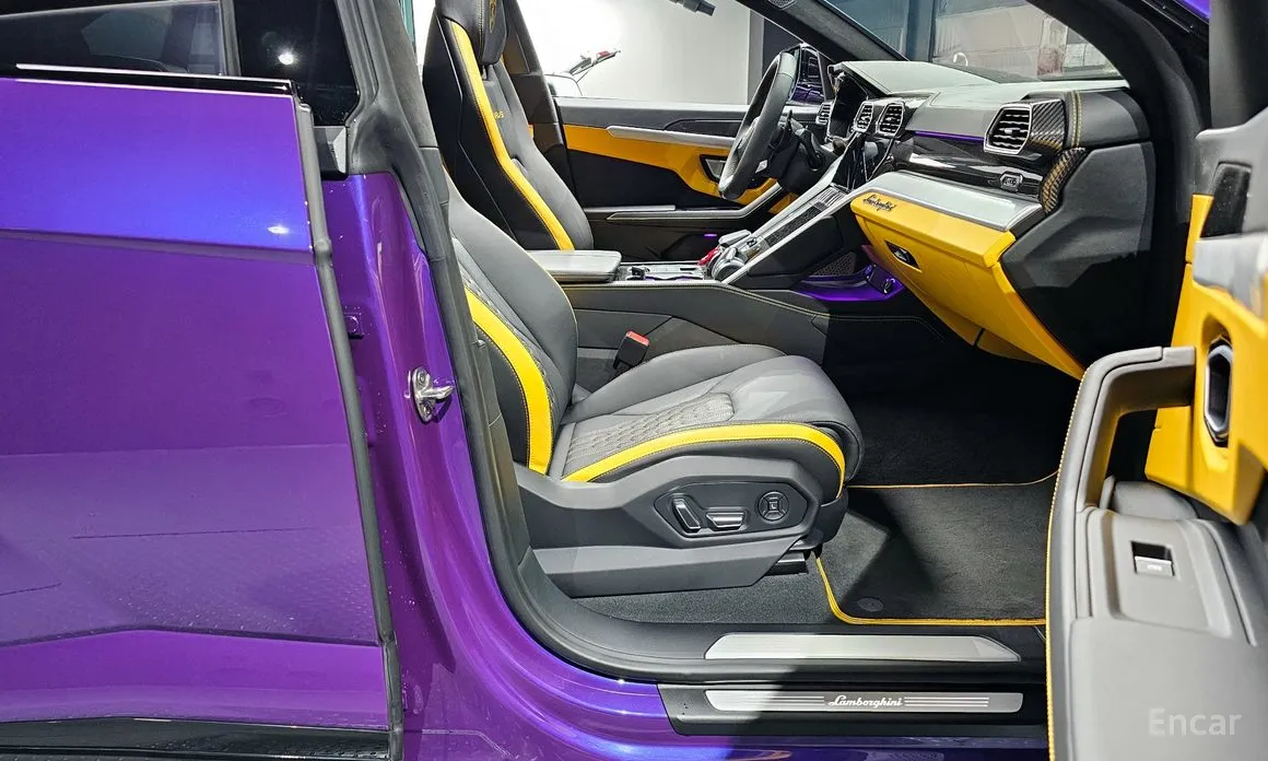 Фото 10 - Lamborghini Urus