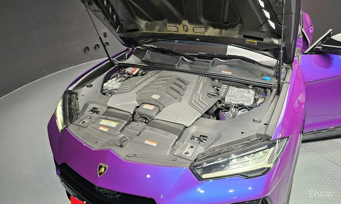 Фото 6 - Lamborghini Urus