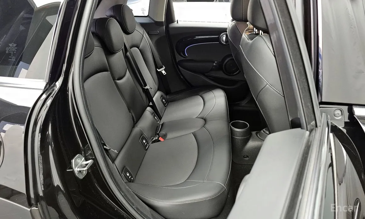 Фото 12 - Mini Cooper