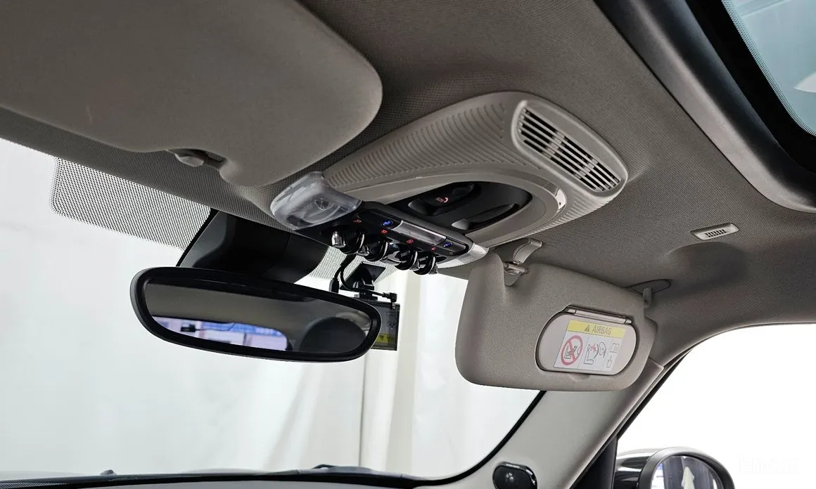 Фото 19 - Mini Cooper