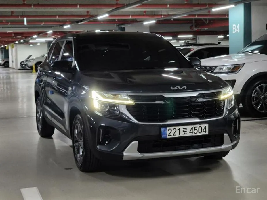 Фото 2 - Kia Seltos