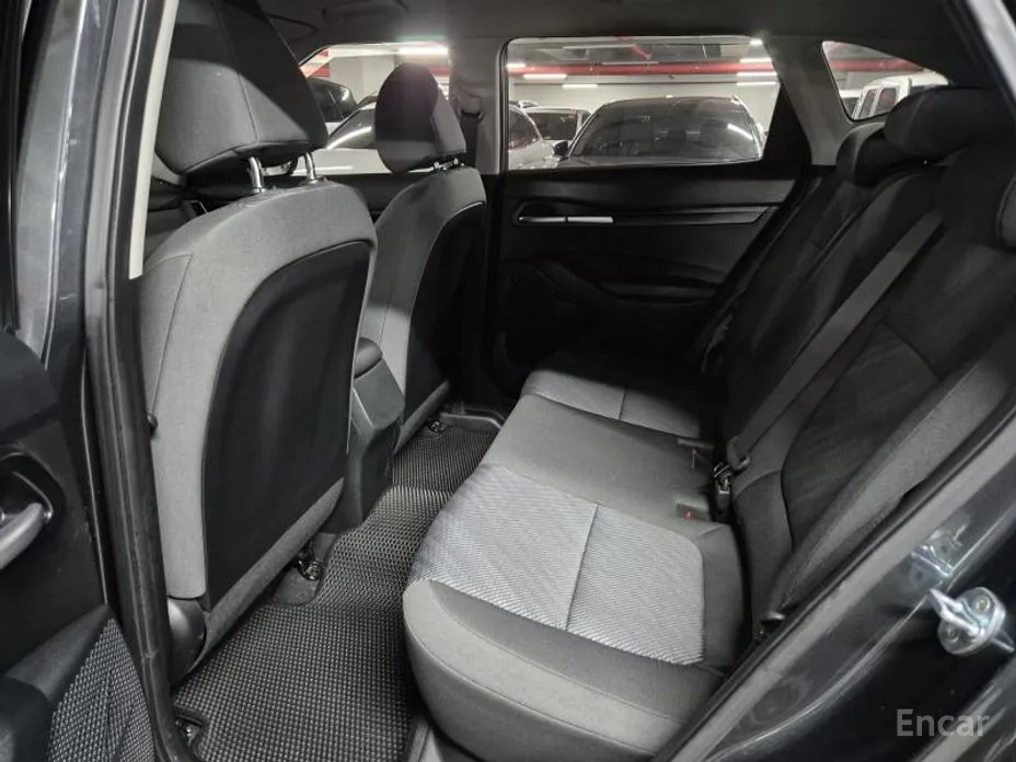 Фото 7 - Kia Seltos