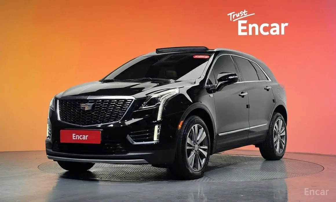 Фото 1 - Cadillac XT5