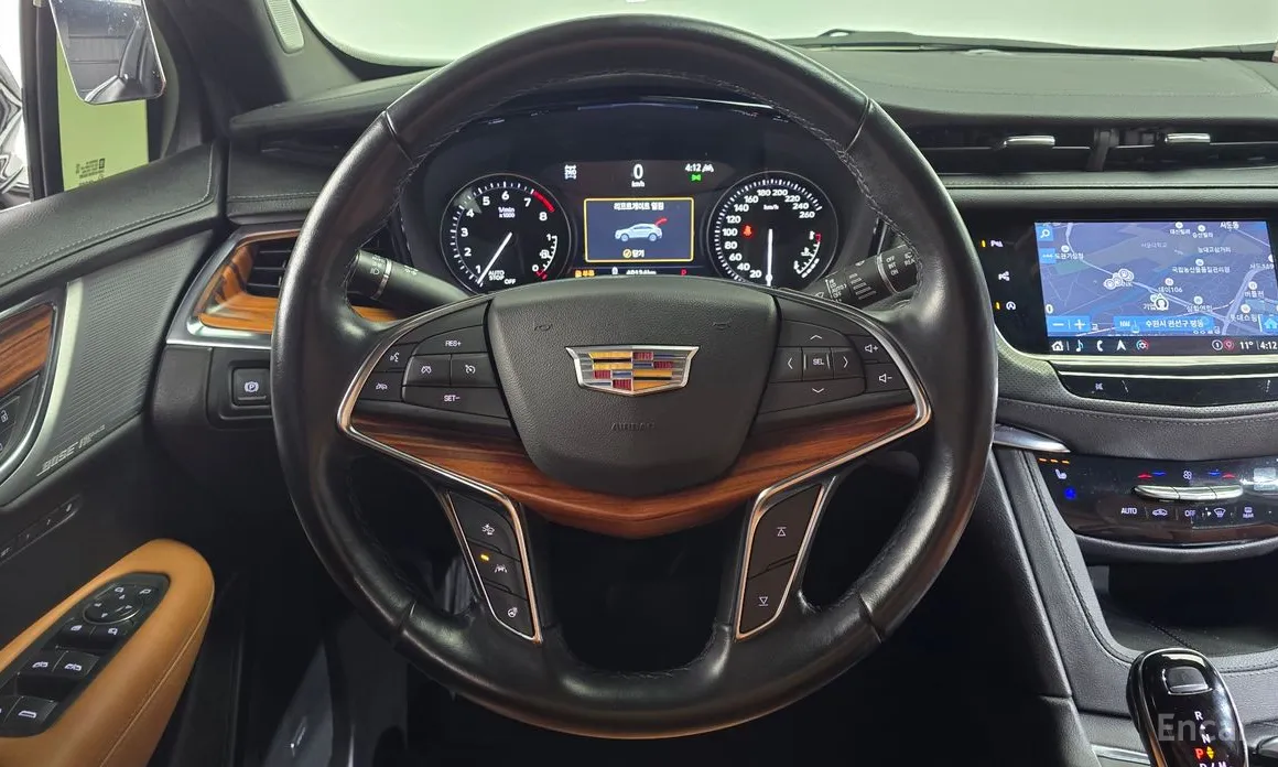 Фото 13 - Cadillac XT5
