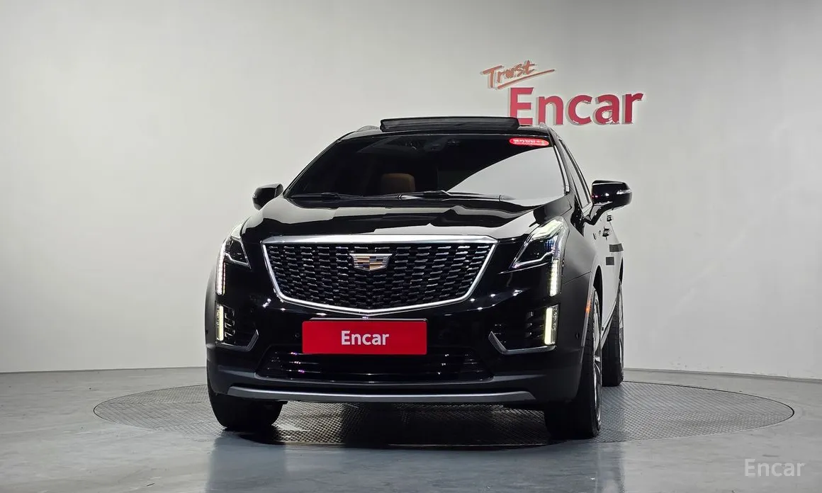 Фото 3 - Cadillac XT5