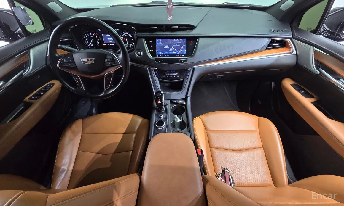 Фото 7 - Cadillac XT5