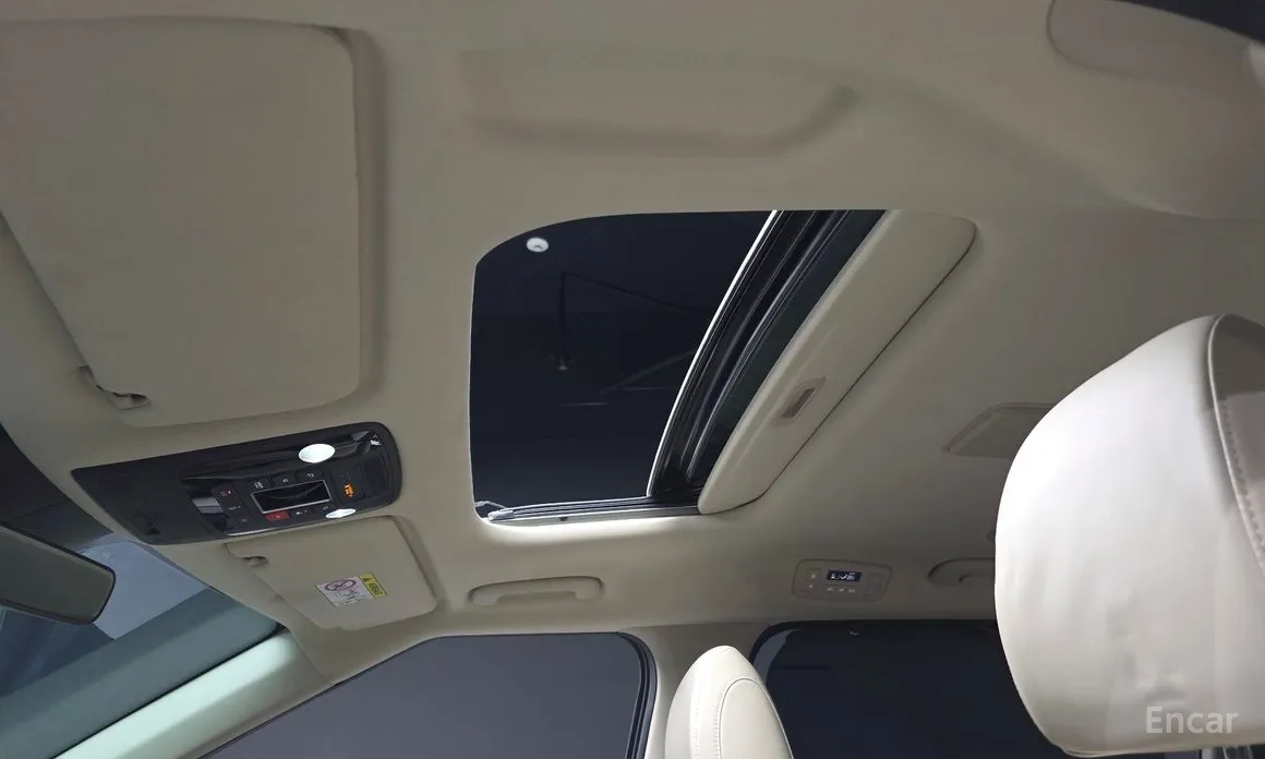 Фото 17 - Kia Carnival