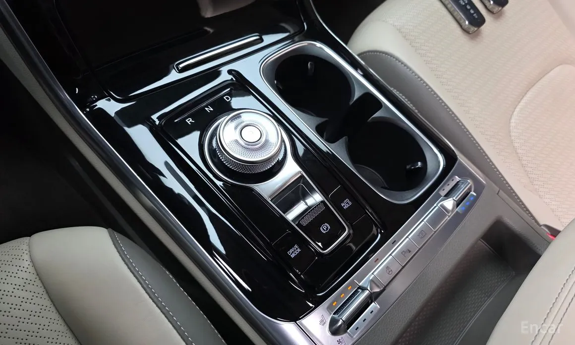 Фото 9 - Kia Carnival