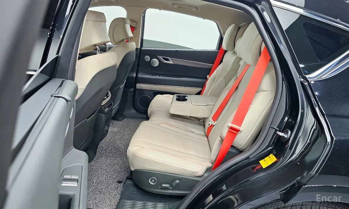 Фото 11 - Genesis GV80