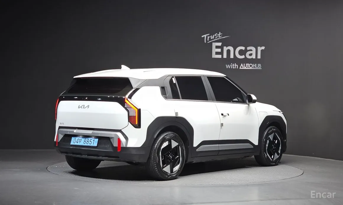 Фото 2 - Kia EV3