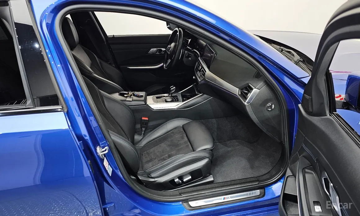 Photo 11 - BMW 3 Series