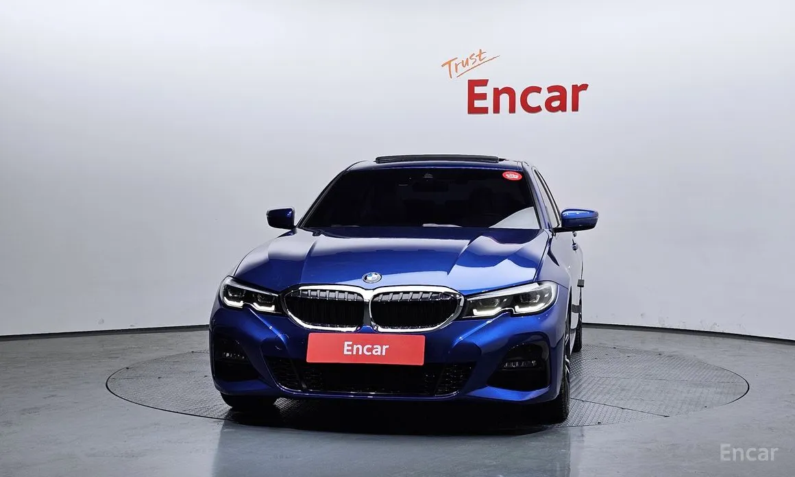 Photo 3 - BMW 3 Series