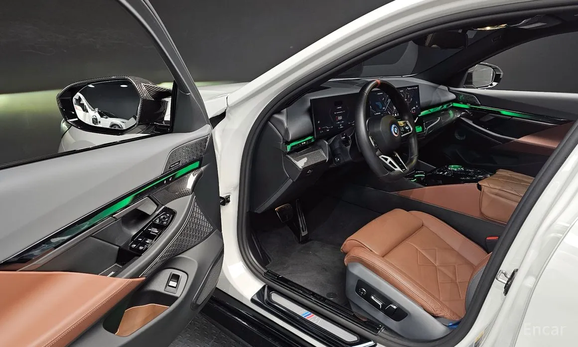 Фото 11 - BMW i5