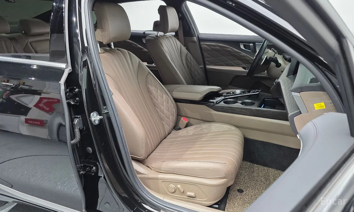 Фото 10 - Kia K8