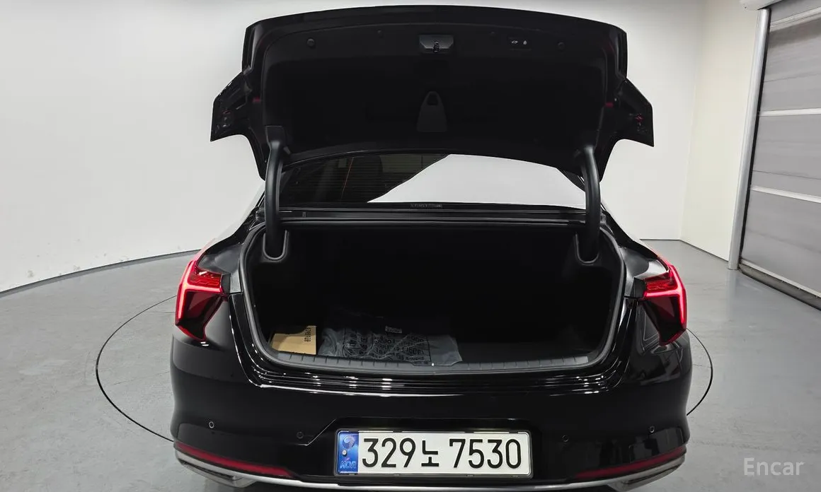 Фото 20 - Kia K8