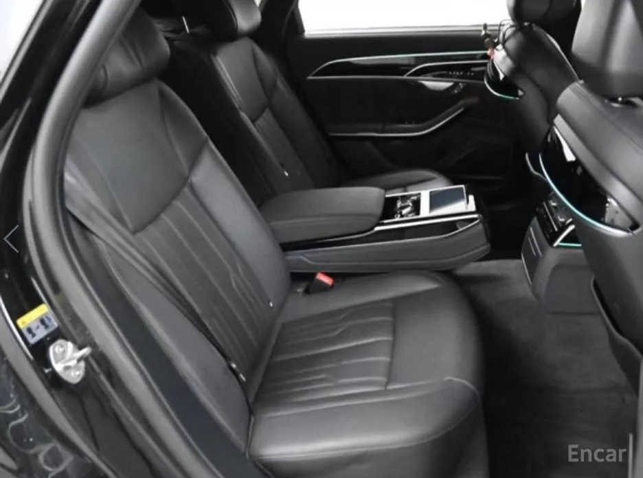 Фото 13 - Audi A8