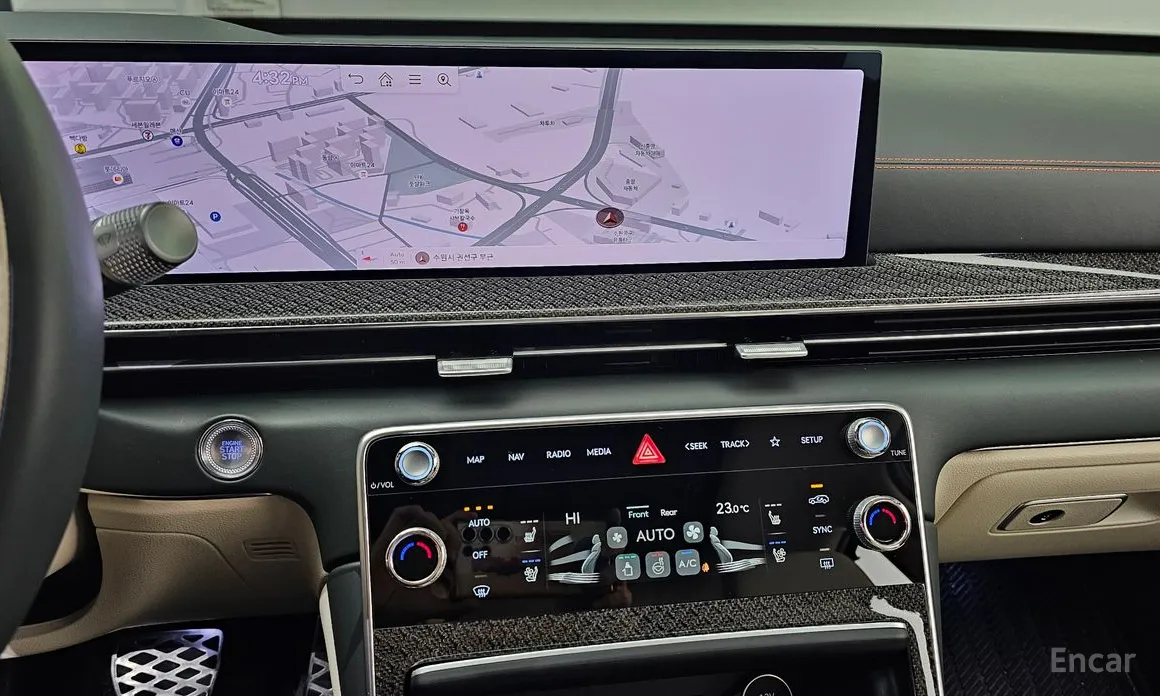 Фото 14 - Genesis GV80