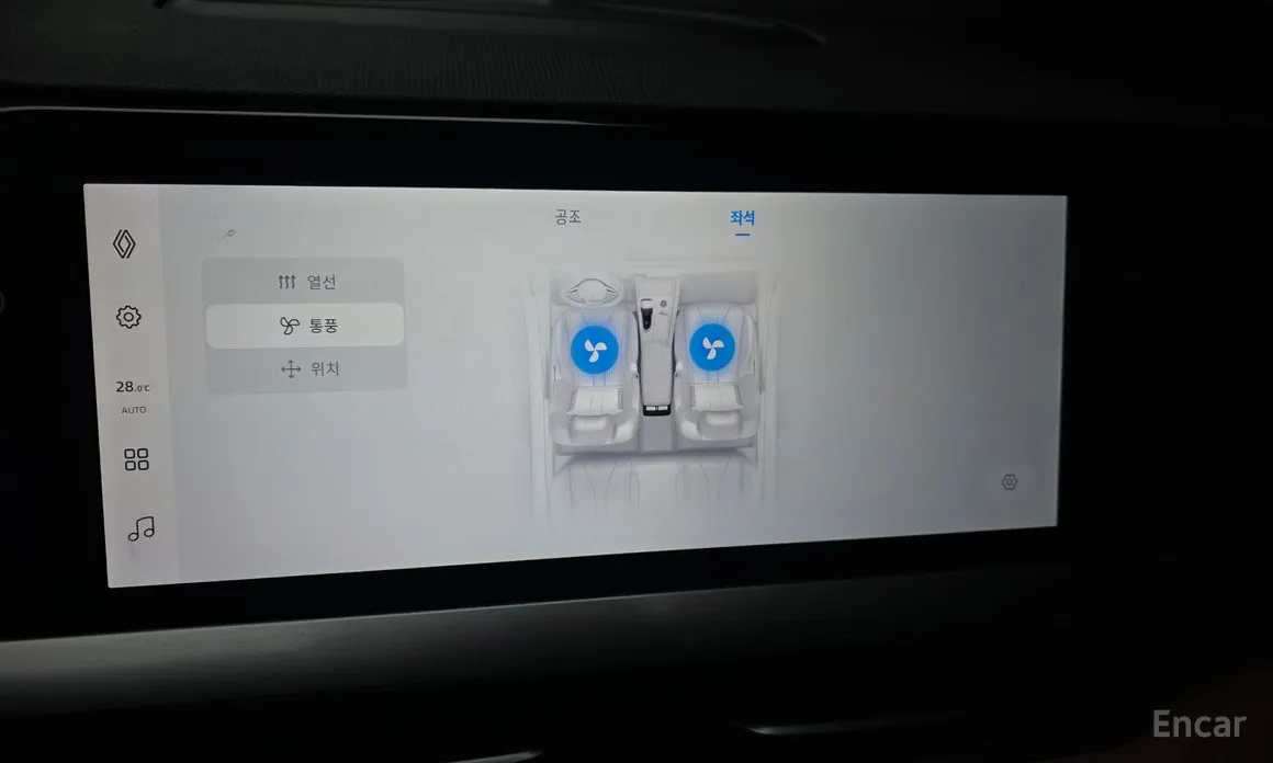 Фото 18 - Renault Grand Koleos