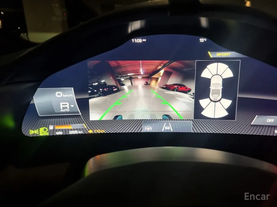 Фото 13 - Ferrari Roma