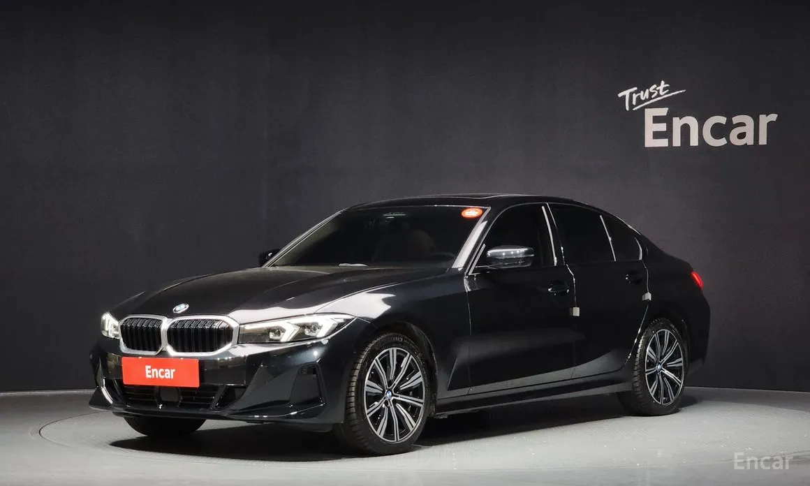 Photo 1 - BMW 3 Series