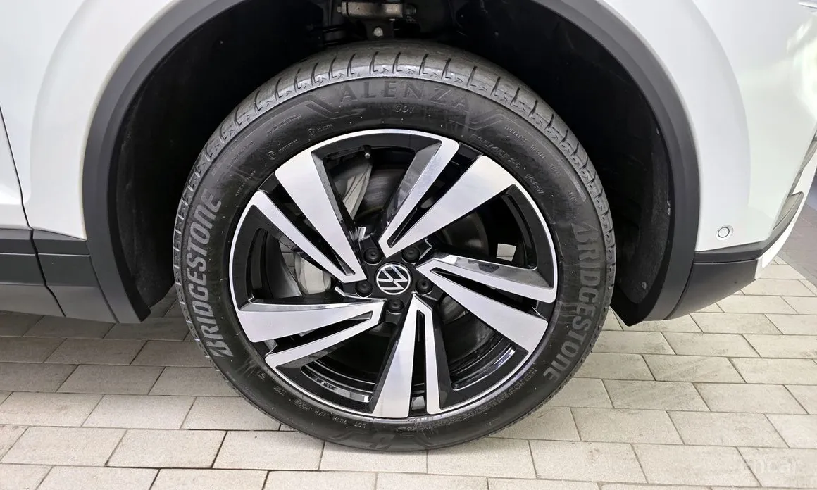 Фото 5 - Volkswagen Touareg