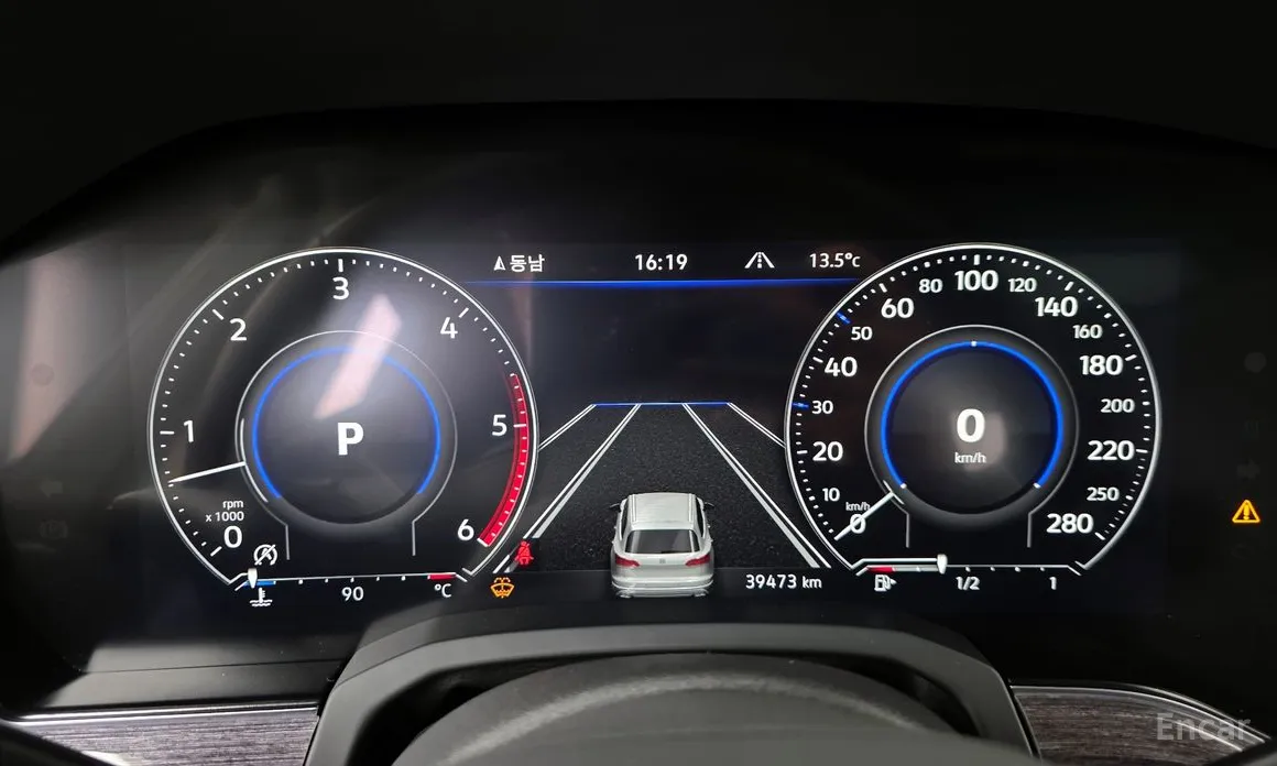 Фото 8 - Volkswagen Touareg