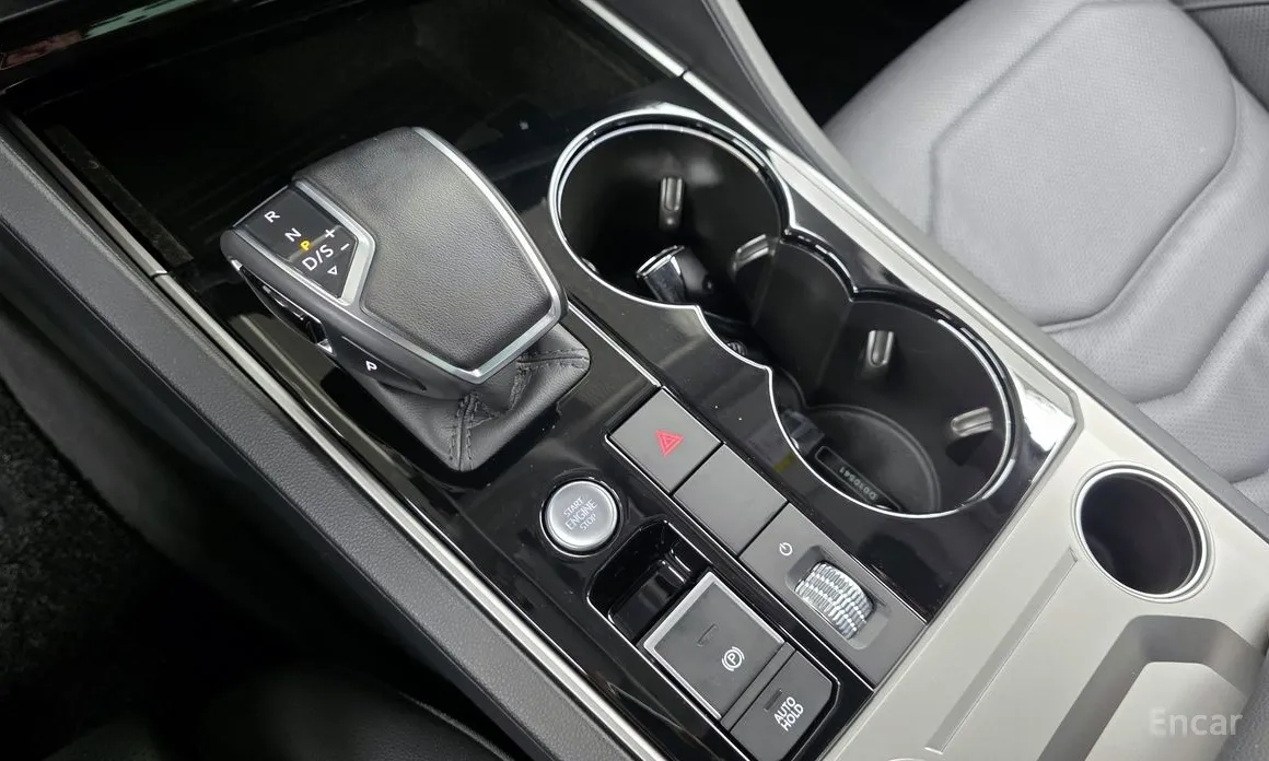 Фото 9 - Volkswagen Touareg