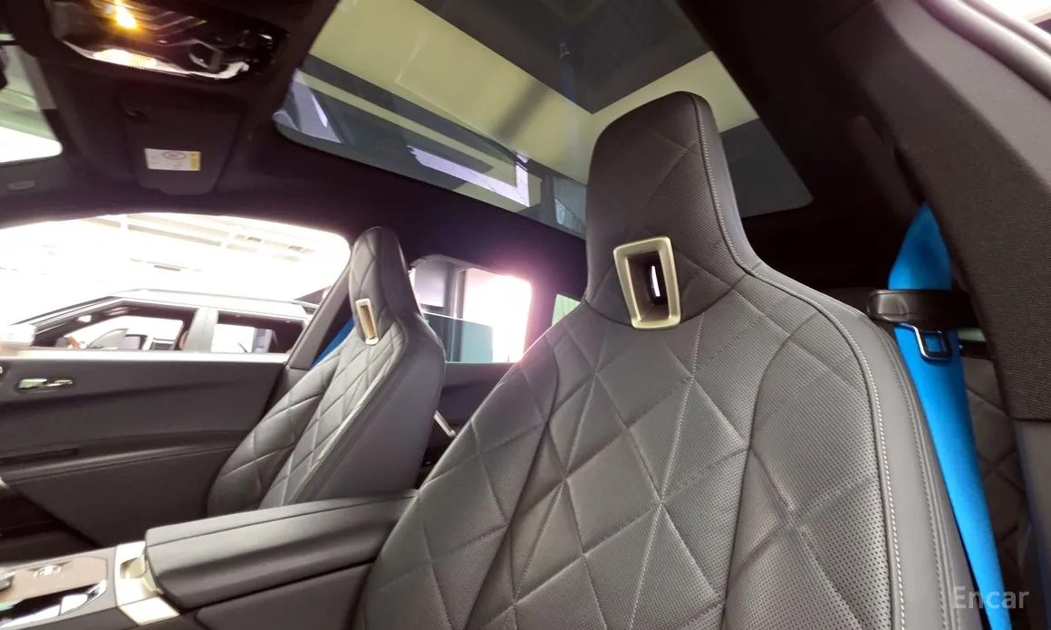 Фото 19 - BMW iX