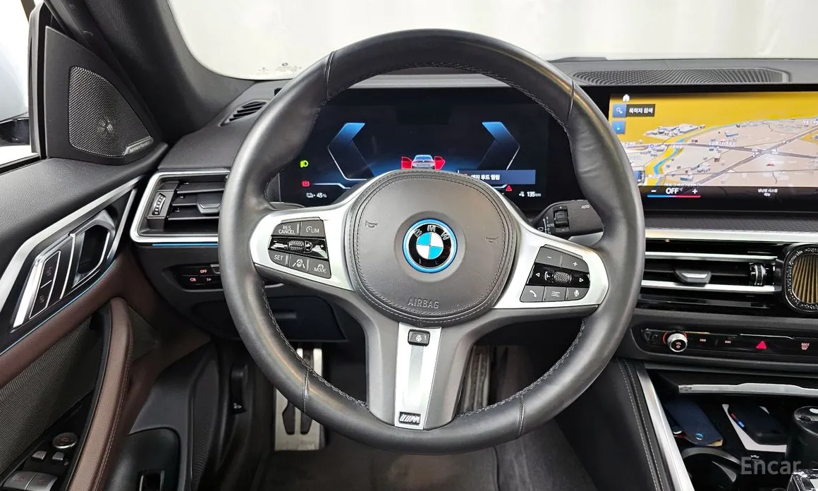 Фото 13 - BMW i4