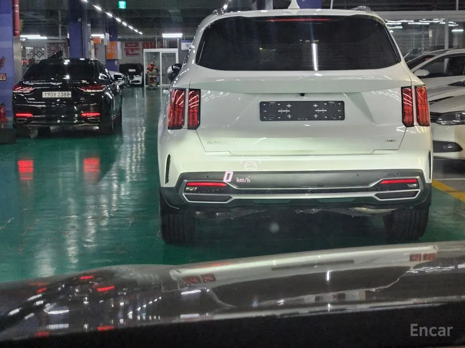 Фото 13 - Lamborghini Urus