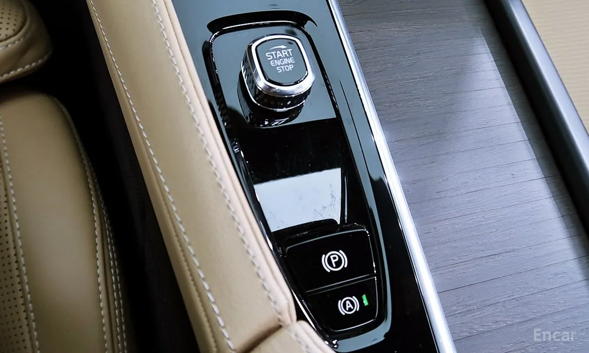 Фото 12 - Volvo S90