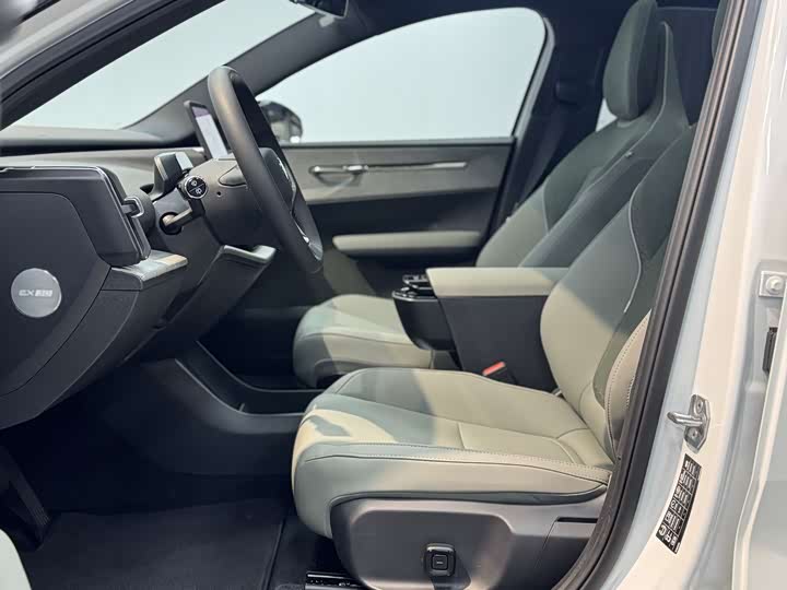 Фото 4 - Volvo EX30