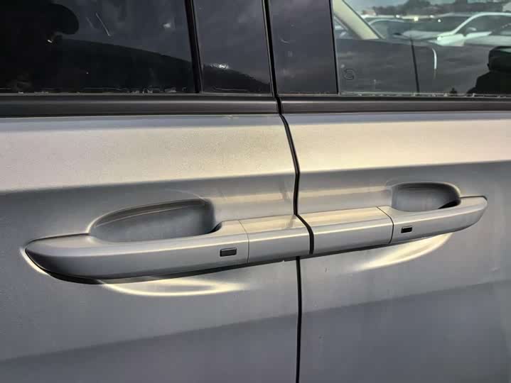 Фото 4 - Buick GL8 Hybrid