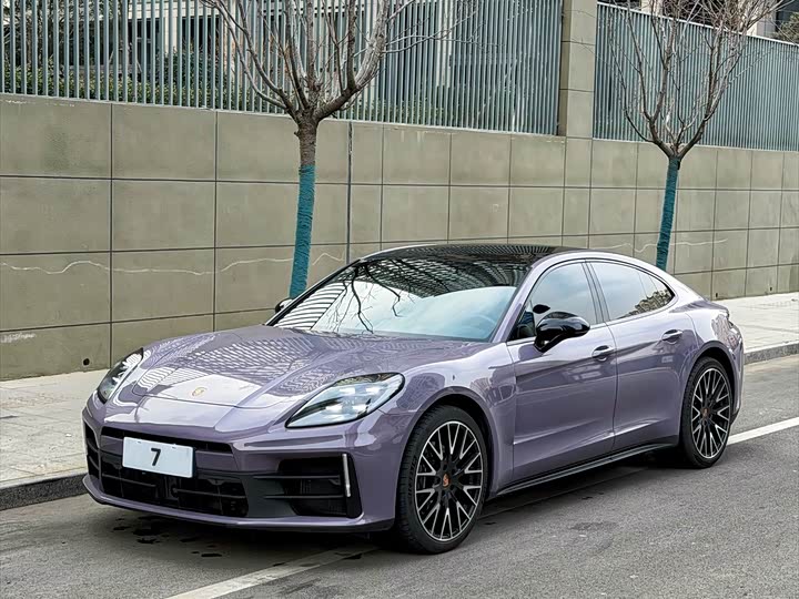 Фото 4 - Porsche Panamera